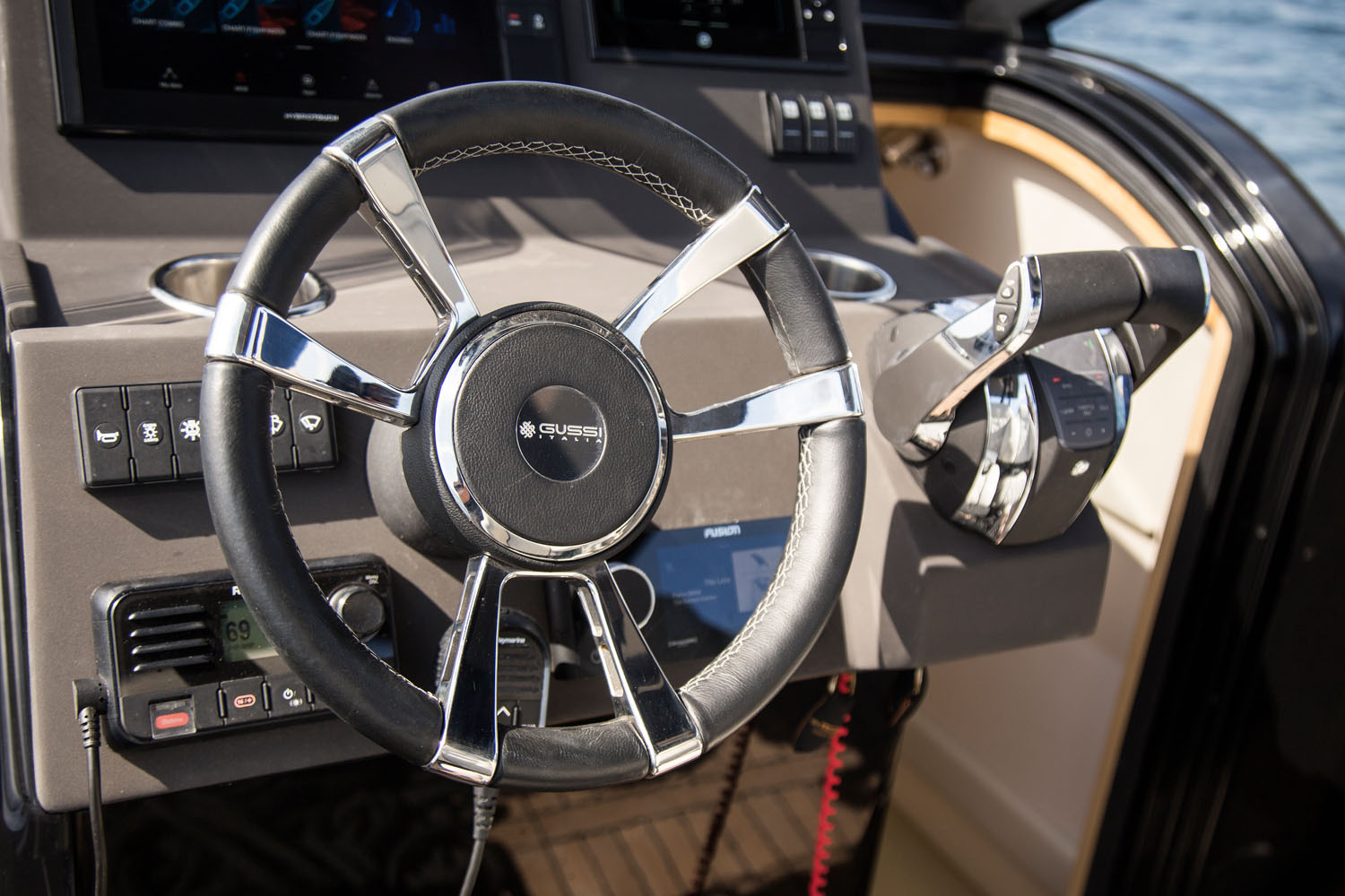explorer 40 image 17 Technohull Explorer 40 explorer 40  image 17