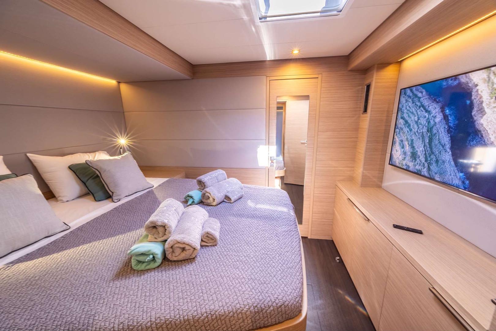 Humble One s/c humble one - interior  image 3